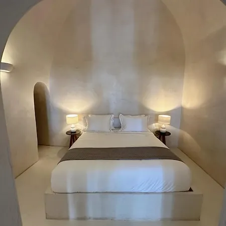 Dagaz 4* Fira (Santorini)