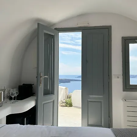 Dagaz 4* Fira (Santorini)