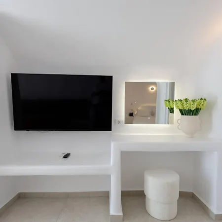 Dagaz 4* Fira (Santorini)