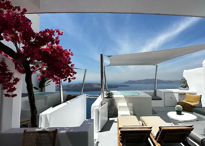 Dagaz Fira (Santorini)