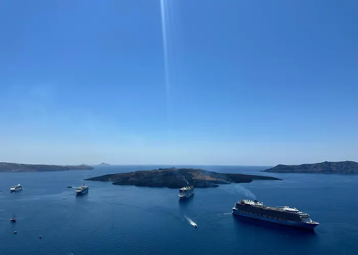 Dagaz 4* Fira (Santorini)