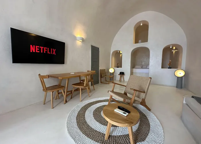 Dagaz Fira (Santorini)