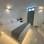 Oda ve Kahvaltı Dagaz Fira (Santorini)