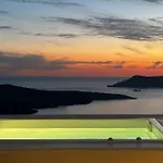 Dagaz Fira (Santorini)