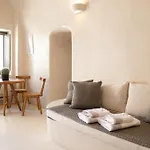 Oda ve Kahvaltı Dagaz Fira (Santorini)