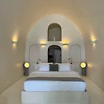 Dagaz Fira (Santorini)
