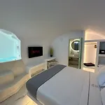 Dagaz 4* Fira (Santorini)