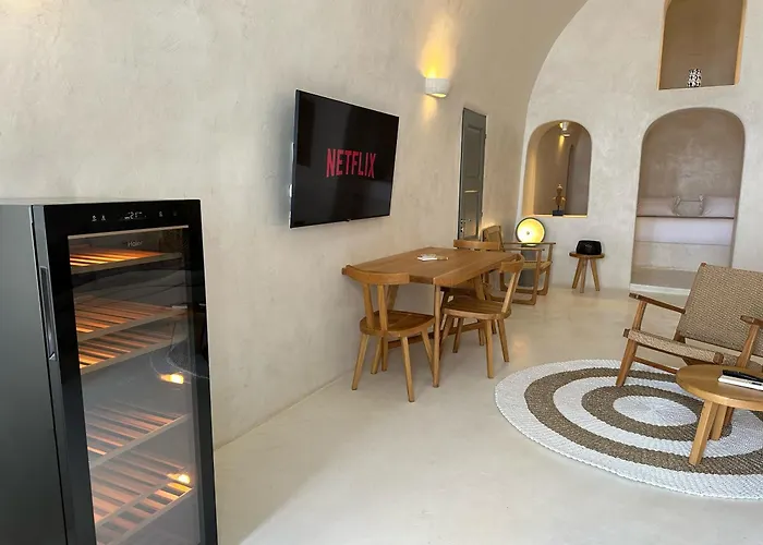 Dagaz 4* Fira (Santorini)