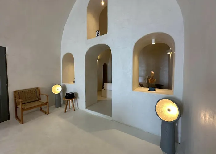 Dagaz Fira (Santorini)